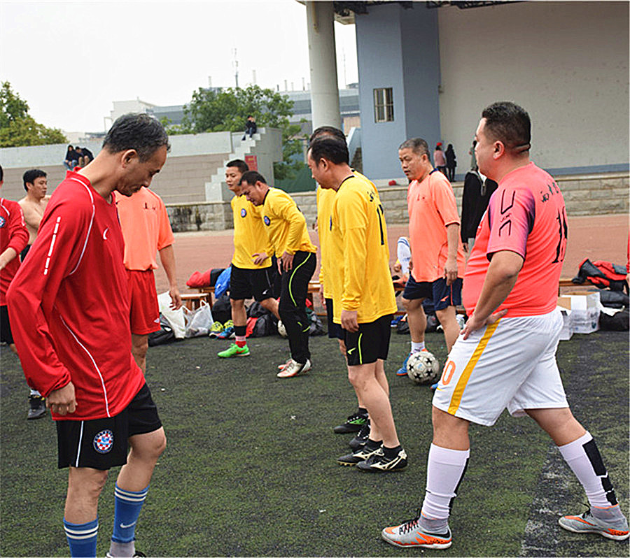 会员赛前热身,一腔热血要在赛场上挥霍 2015年会