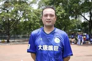 4号场地林学院星鹰队66号球员罗剑 第一轮:黄刚(林学院星鹰)