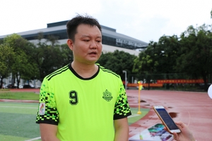 1号场地数信新闻联队9号球员谢锋 第一轮:谢锋(数信新闻联)