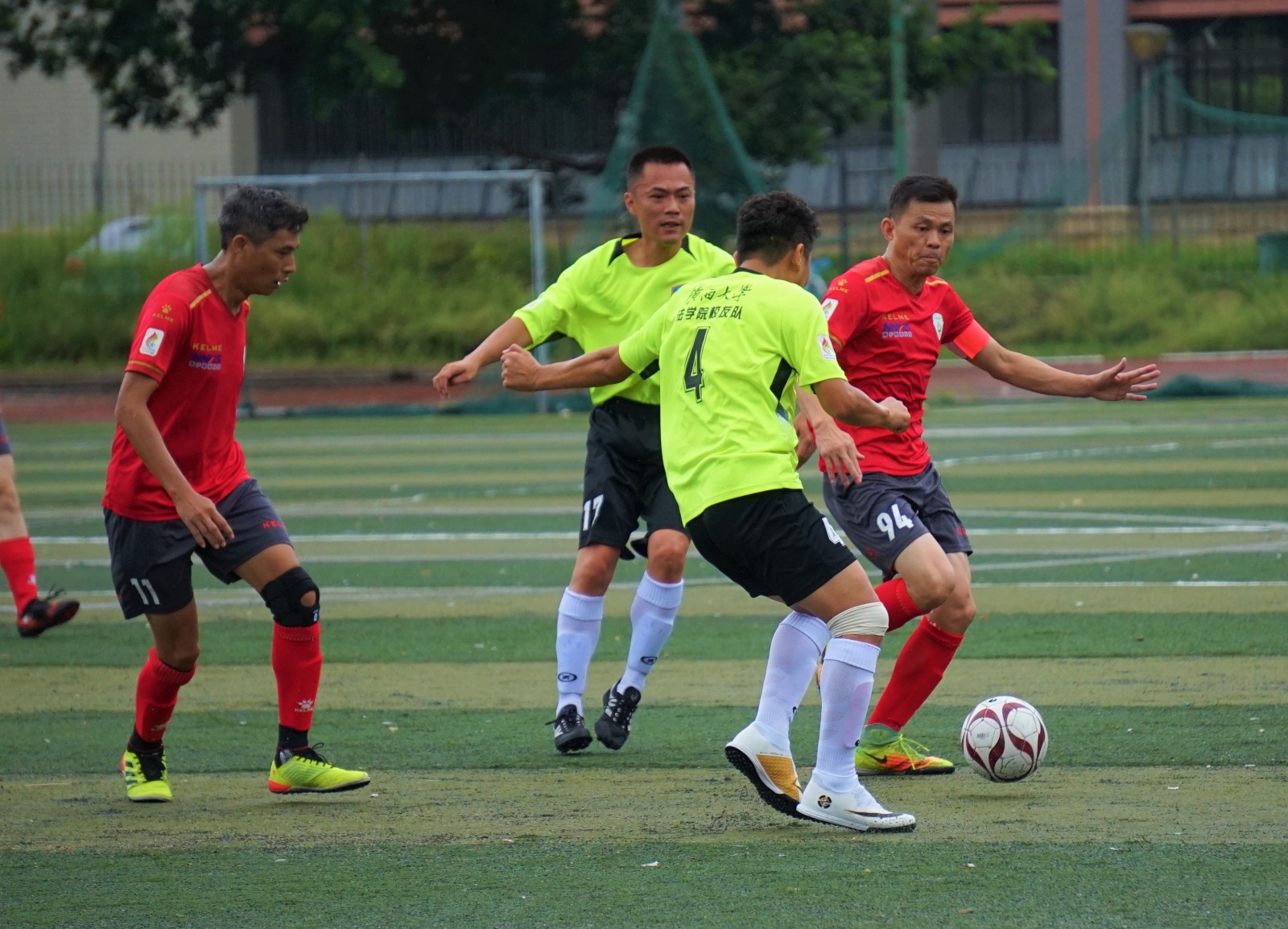 法学院（绿）VS 计电学院