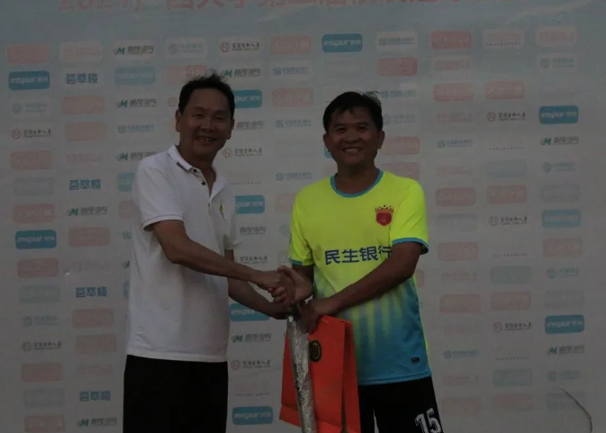 image 45+第八轮|教工  覃程荣